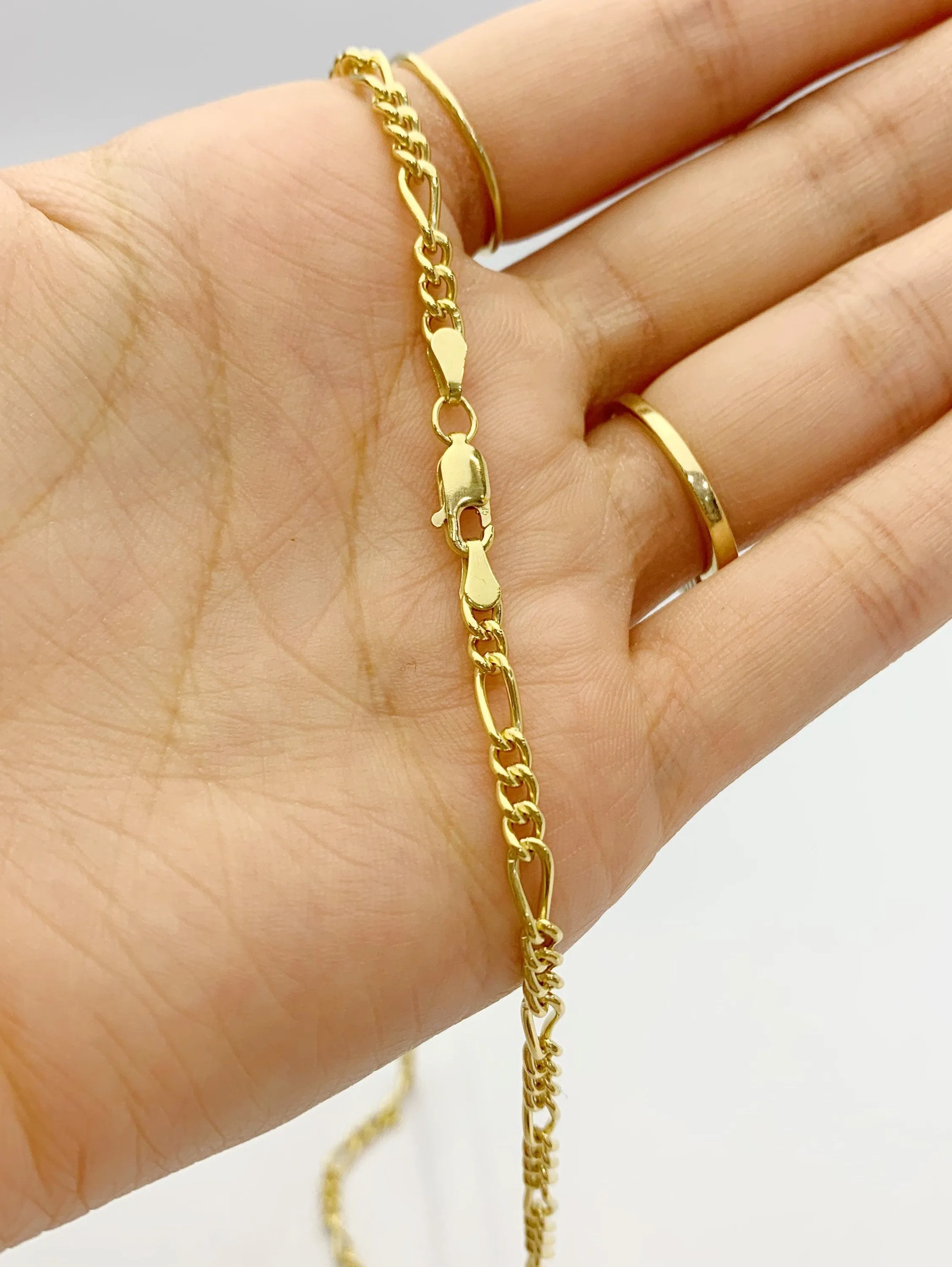 18” 14k Gold Filled Figaro Chain 2.5mm (S2931CLC)