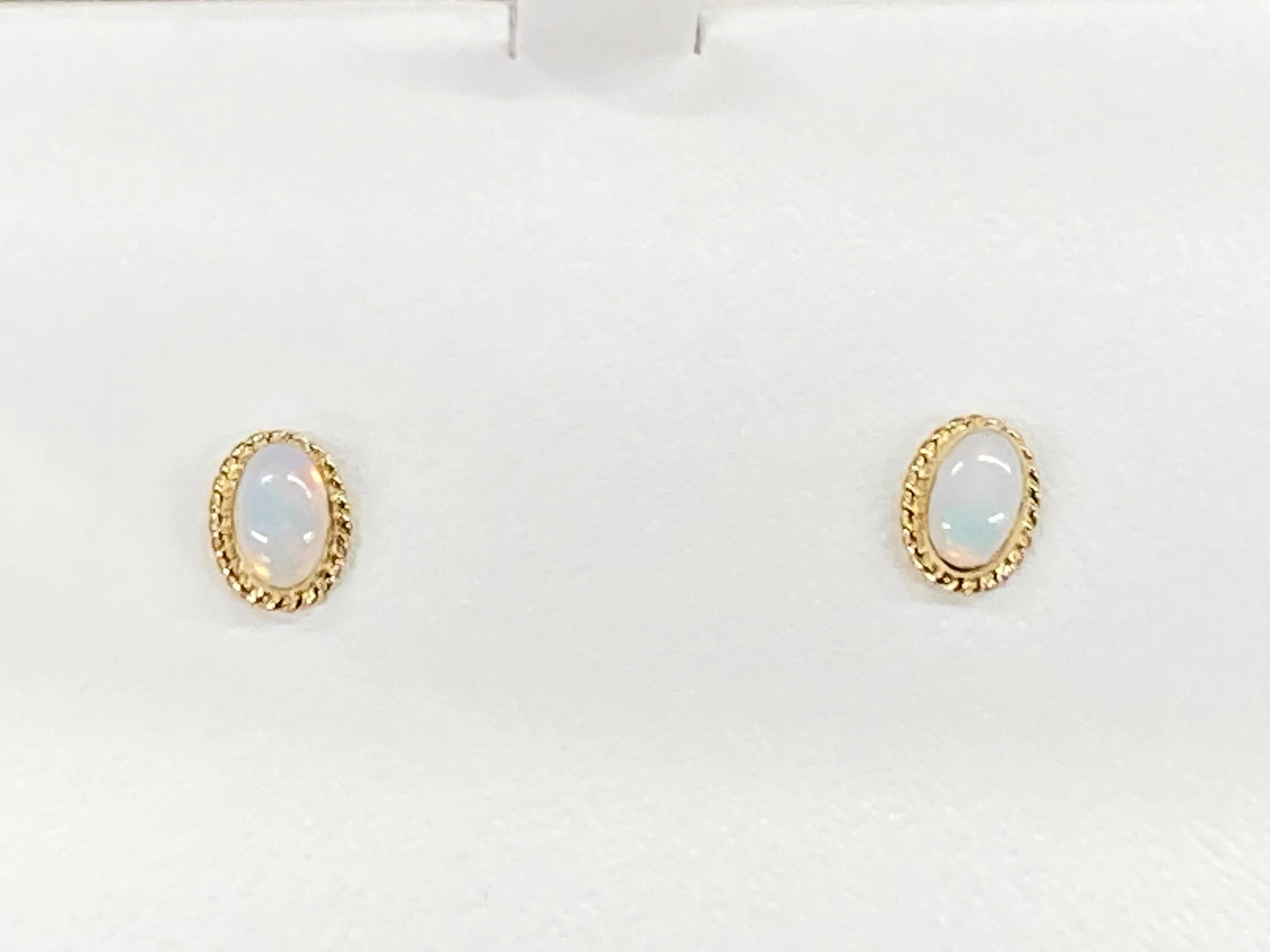 Opal 14 K Yellow Gold Earrings